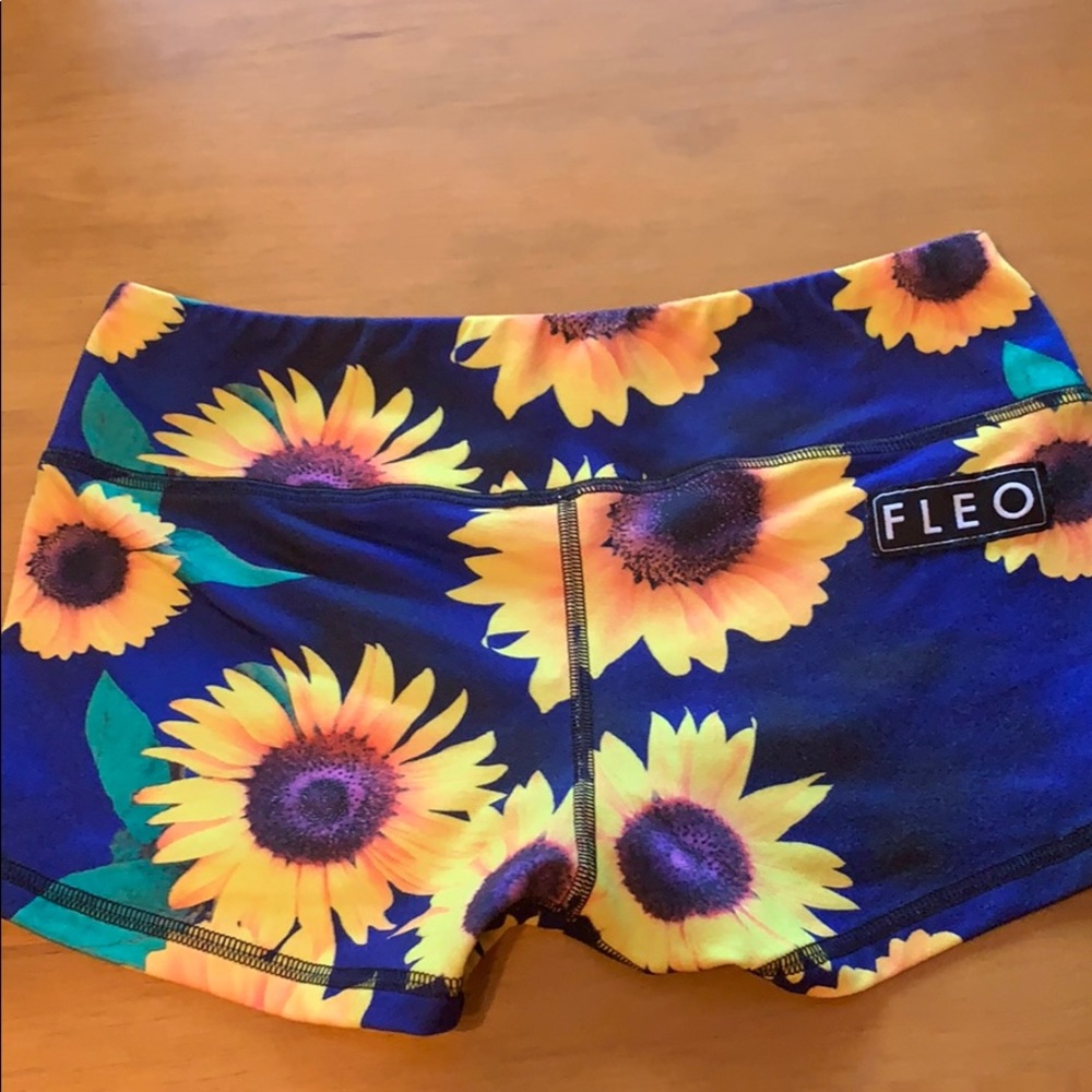 Fleo shorts